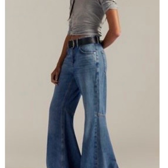 We The Free Denim - Free People Women's Blue Flared Jeans